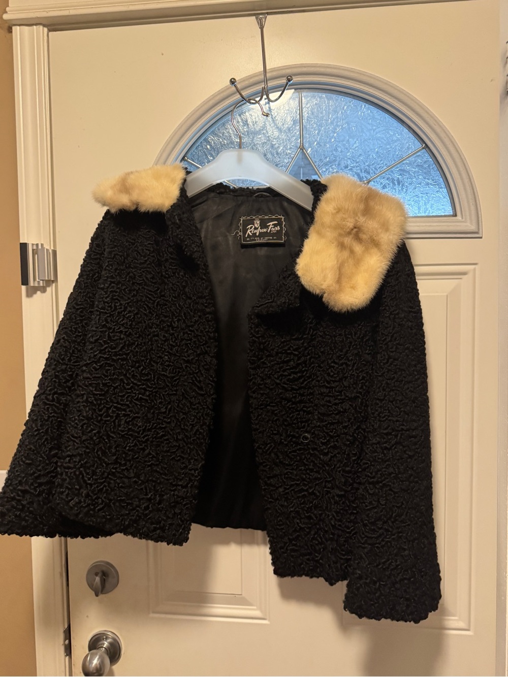 Vintage Faux Shearling Jacket with fur collar- Black